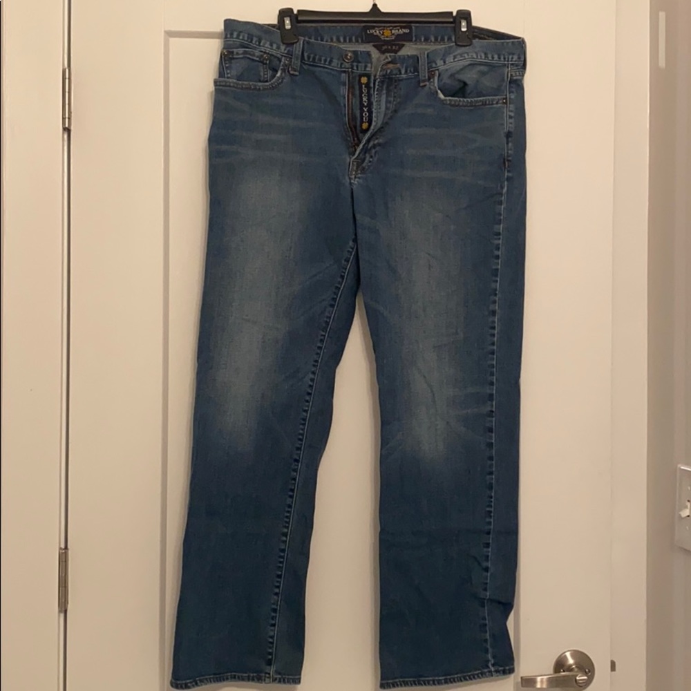 Men’s lucky brand jeans